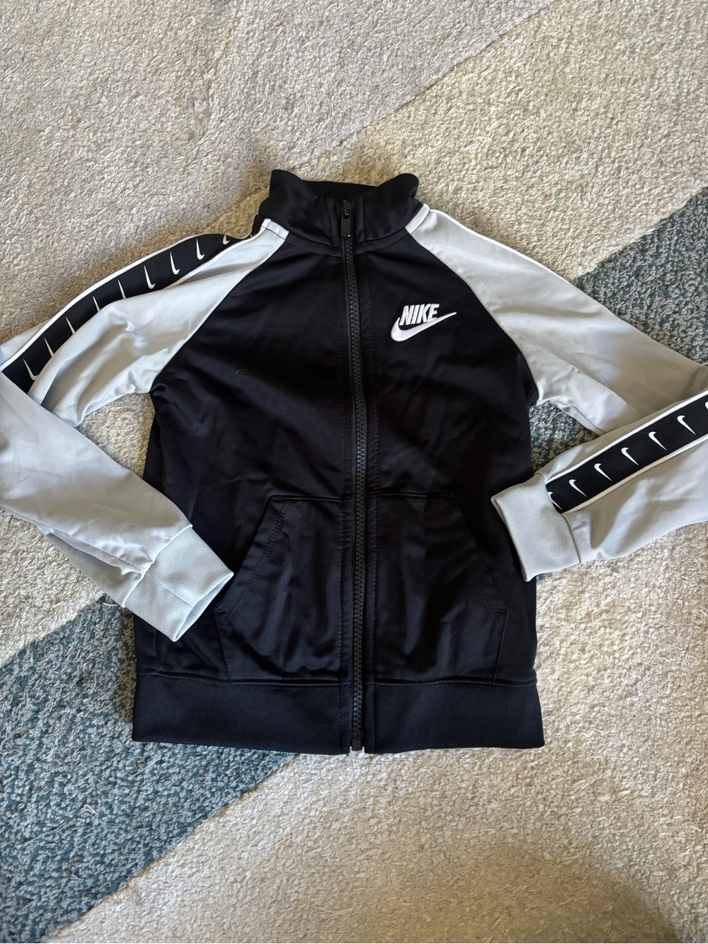 Nike Kids' Athletic Full Zip Jacket Windbreaker Size 4T Black White Logo